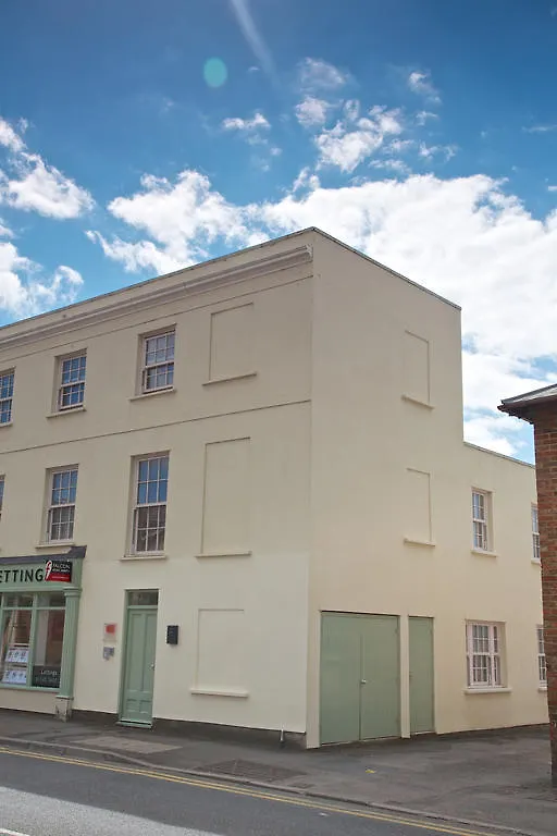 Suffolk Road Apartments Cheltenham