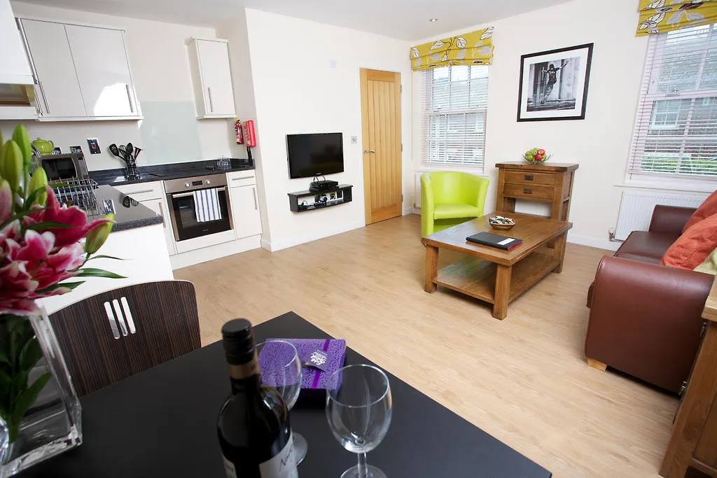 Suffolk Road Apartments Cheltenham